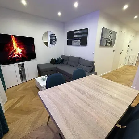 Moderne De 2 Pieces * Suresnes